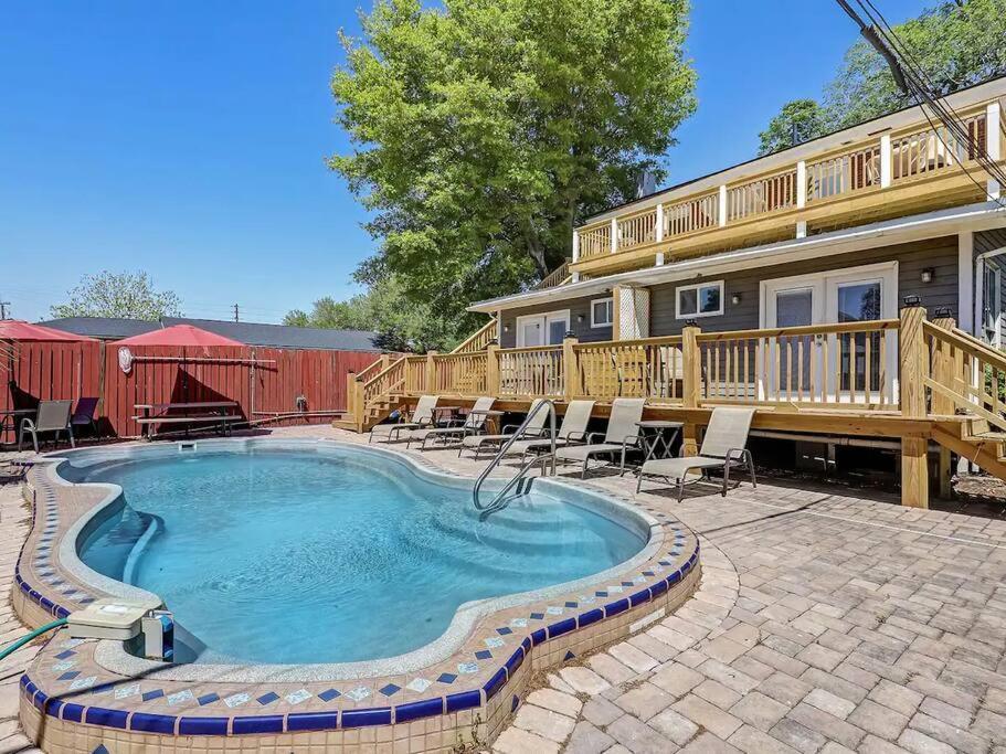 Historic Savannah Gold Private Condo With Pool - 2Bed, 1&Half Bath, Sleeps 6, 1St Floor, 15 Min Walk To Historic Savannah Center And All Attractions Экстерьер фото